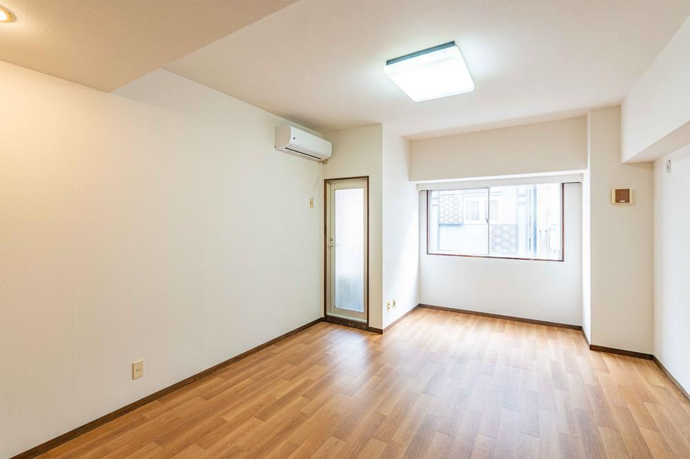 studio apartment in Shinagawa Ward, Tokyo - Photo 1