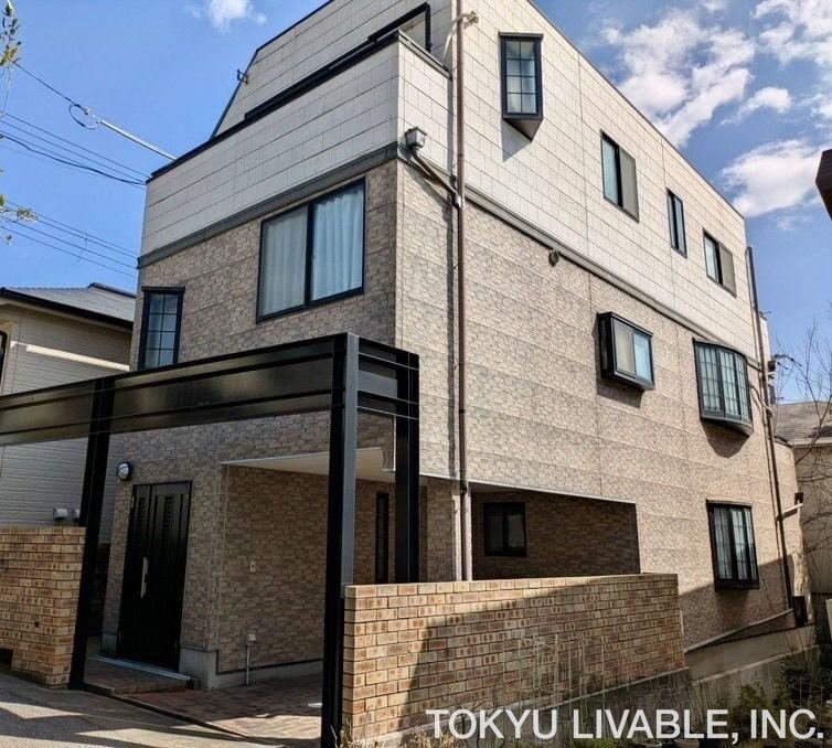 4LDK+S house in Nada Ward, Kobe, Hyogo - Photo 1