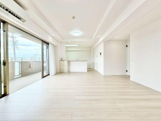3LDK+S apartment in Chikusa Ward, Nagoya, Aichi - Photo 1