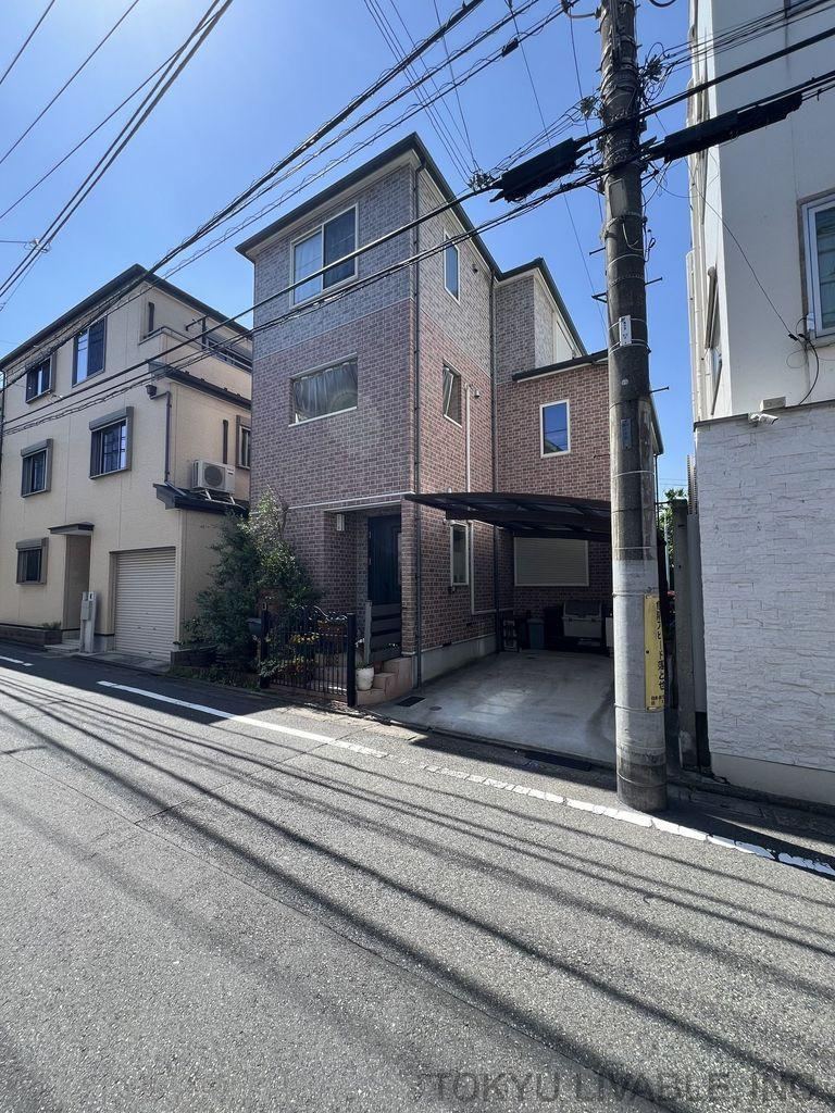 3LDK+S house in Meguro Ward, Tokyo - Photo 1
