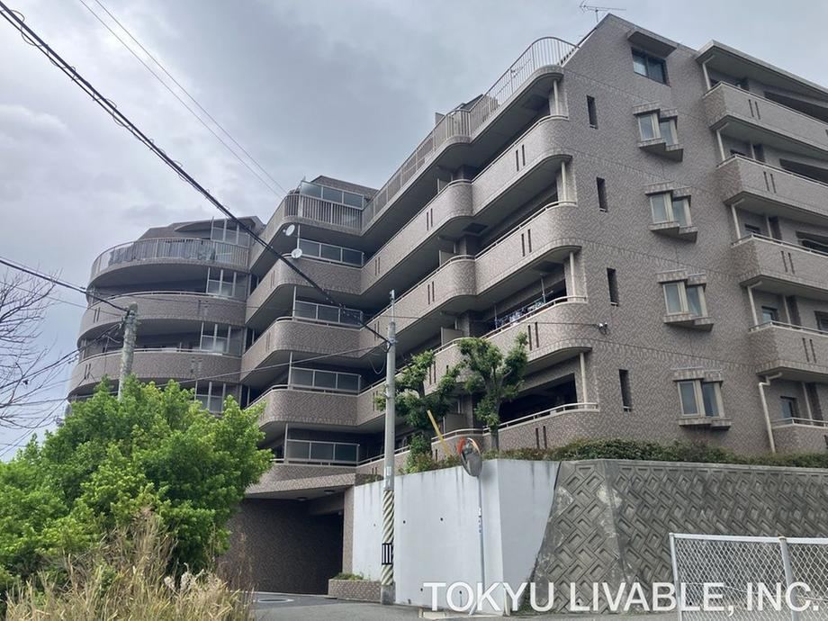 3LDK apartment in Nagata Ward, Kobe, Hyogo - Photo 1