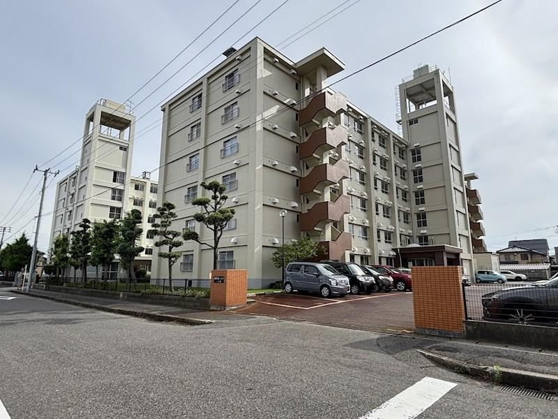2LDK apartment in Chuo Ward, Niigata - Photo 1