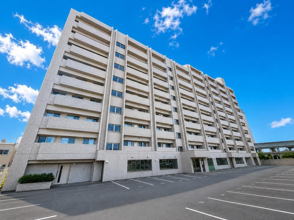 3LDK apartment in Nishi Ward, Sapporo, Hokkaido - Photo 1