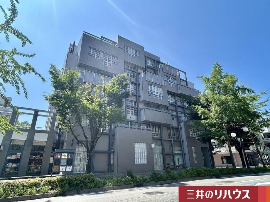 3LDK apartment in Sawara Ward, Fukuoka - Photo 1
