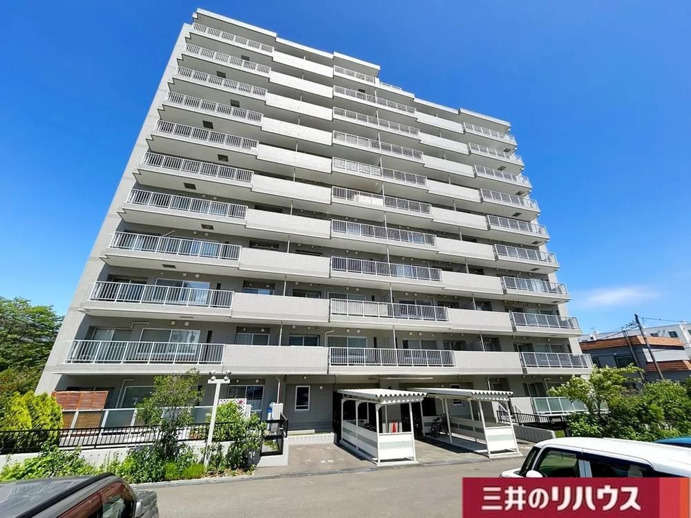 3LDK apartment in Toyohira Ward, Sapporo, Hokkaido - Photo 1