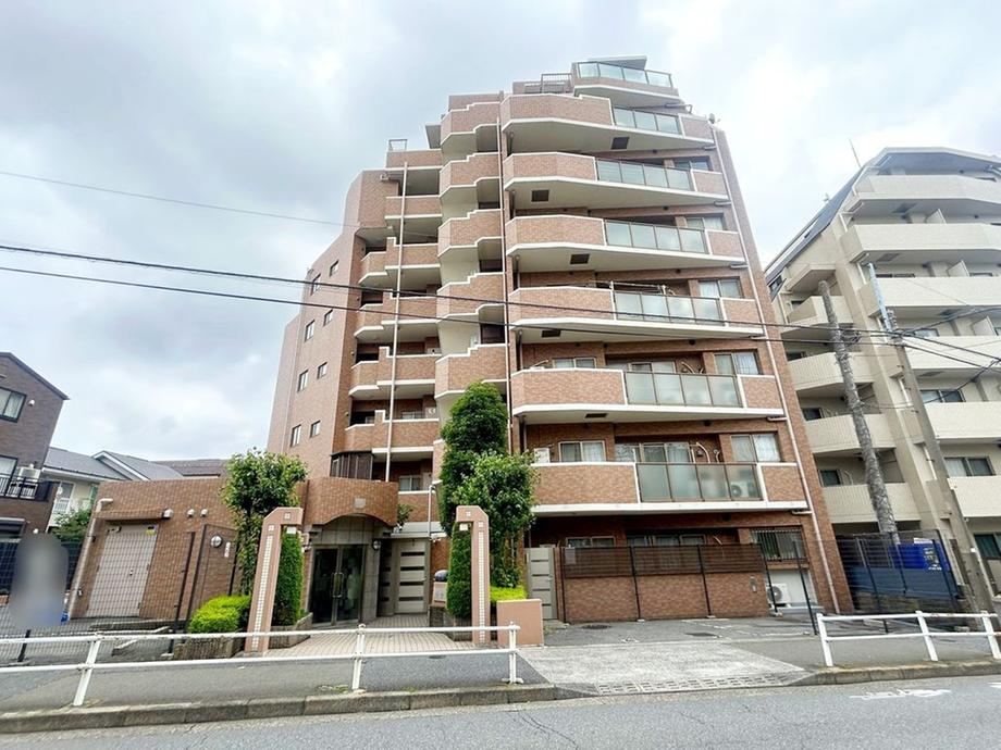 3LDK apartment in Nakano Ward, Tokyo - Photo 1