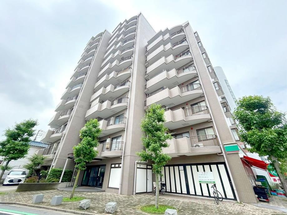 2LDK apartment in Edogawa Ward, Tokyo - Photo 1