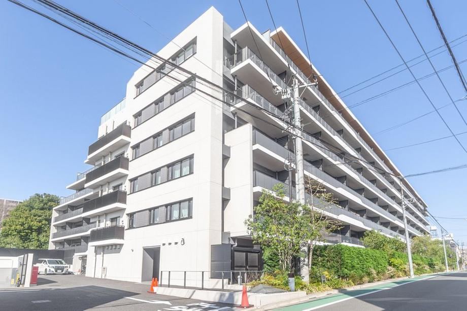 2LDK apartment in Nerima Ward, Tokyo - Photo 1