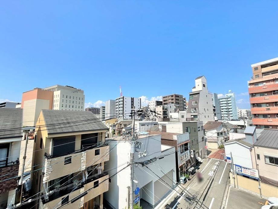 8LDK+S house in Higashinari Ward, Osaka - Photo 1