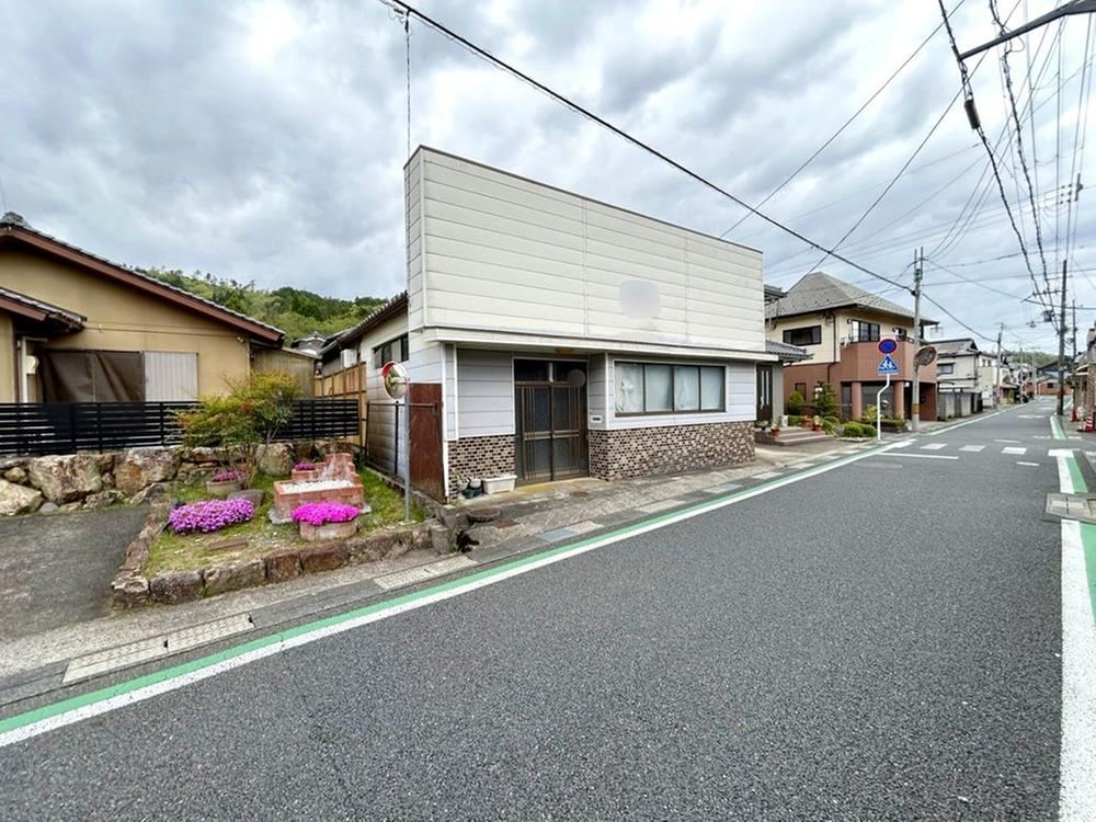 6DK+S house in Kyotanba, Funai District, Kyoto - Photo 1