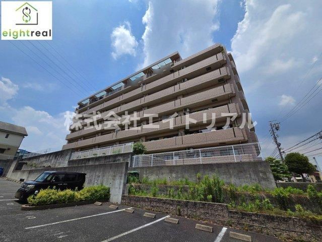4LDK apartment in Toyoake, Aichi - Photo 1
