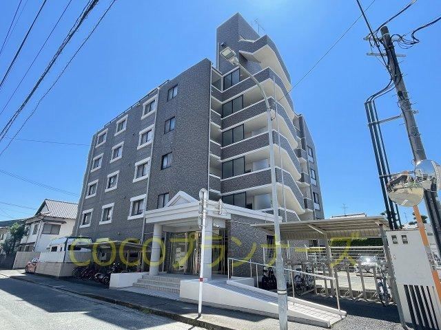 3LDK+2S apartment in Chuo Ward, Kumamoto - Photo 1