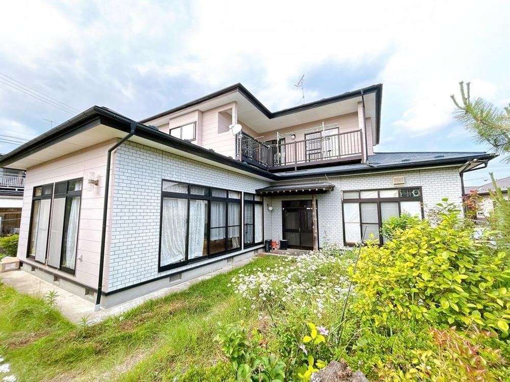 5LDK house in Kurihara, Miyagi - Photo 1