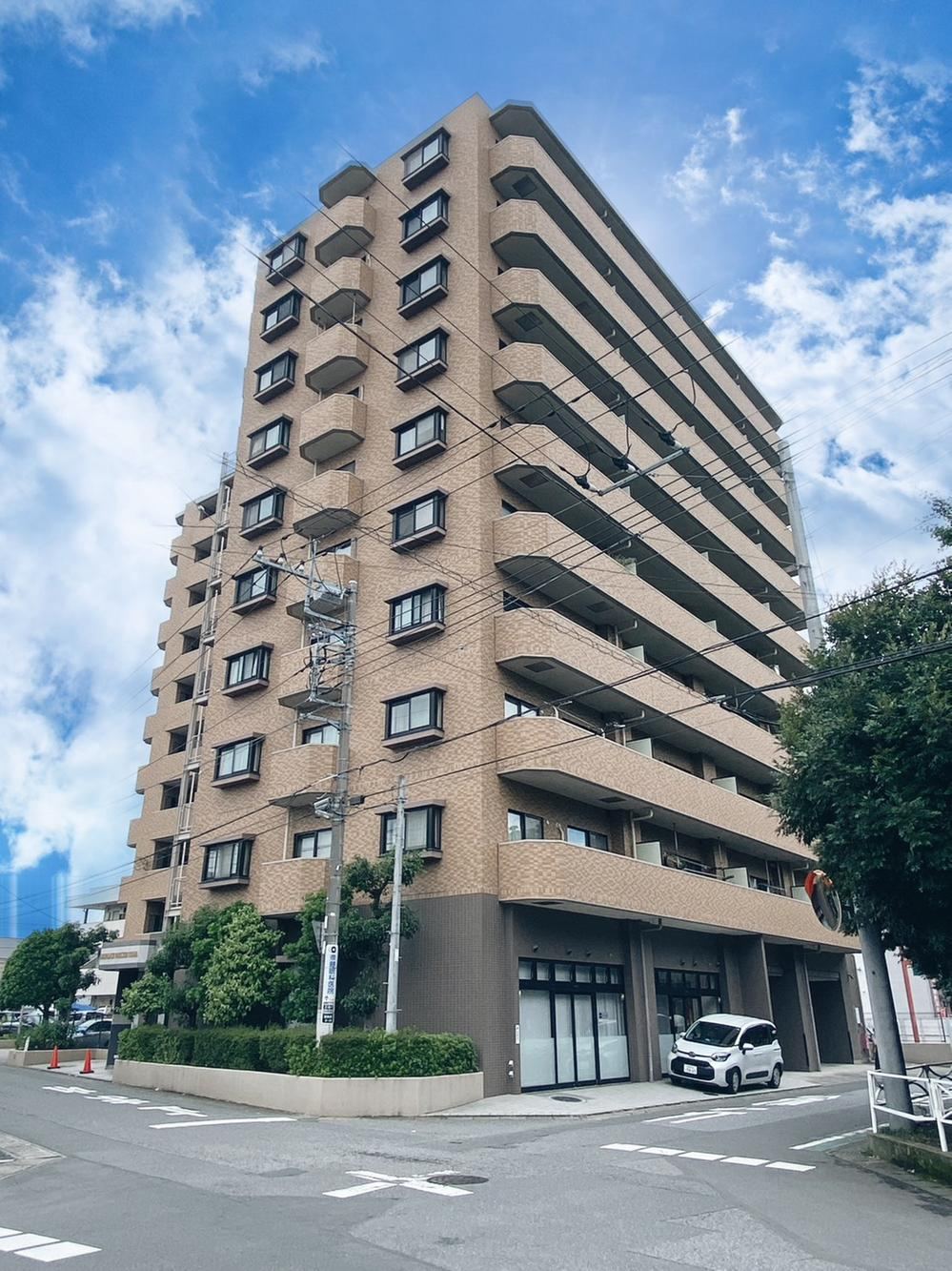 3LDK apartment in Oyama, Tochigi - Photo 1