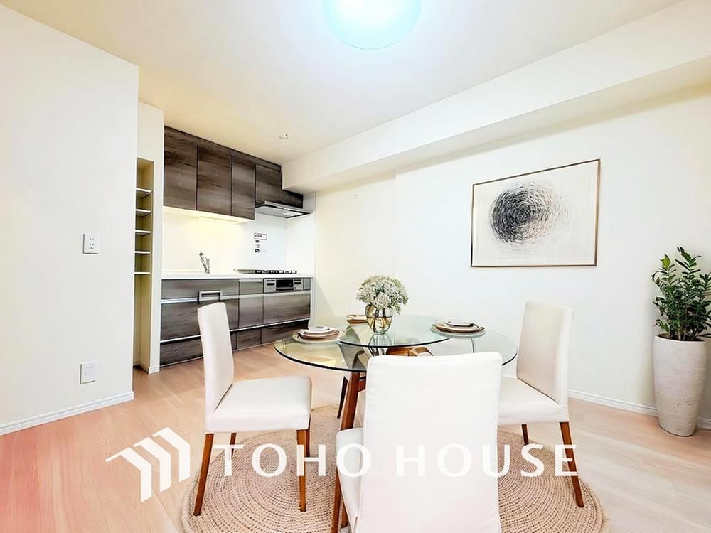 2LDK apartment in Ota Ward, Tokyo - Photo 1