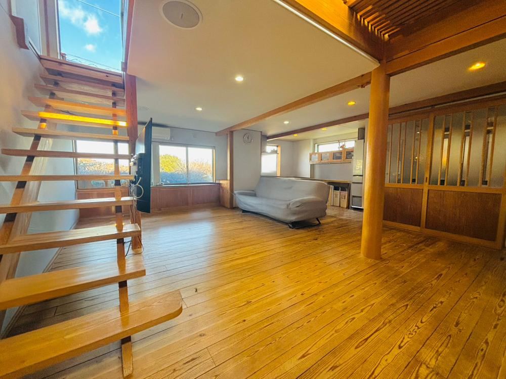 3LDK house in Kanagawa Ward, Yokohama, Kanagawa - Photo 1