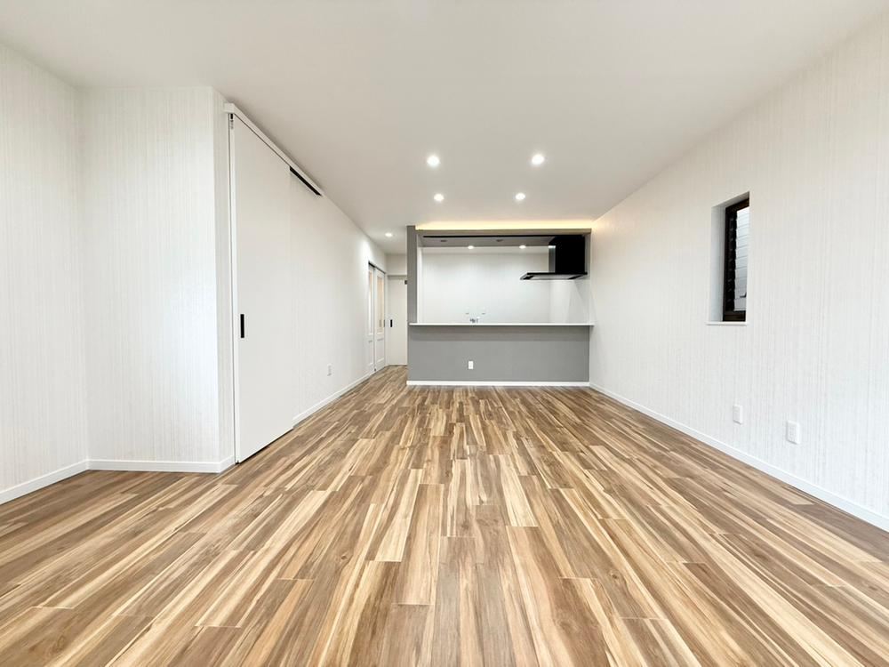 3LDK house in Kadoma, Osaka - Photo 1