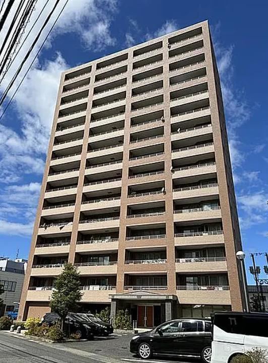 3LDK apartment in Tottori, Tottori - Photo 1