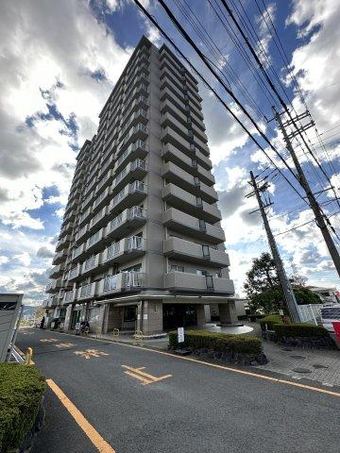 2LDK apartment in Iwade