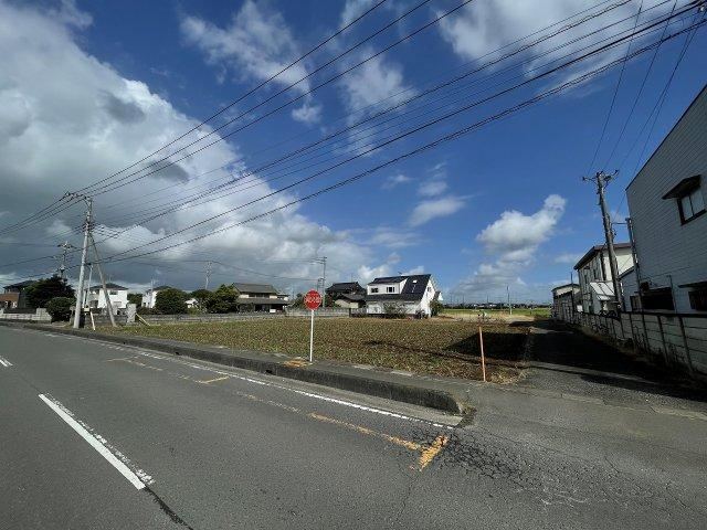 614 m² land in Kazo, Saitama - Photo 1