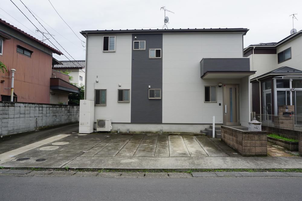 4LDK house in Fukaya, Saitama - Photo 1