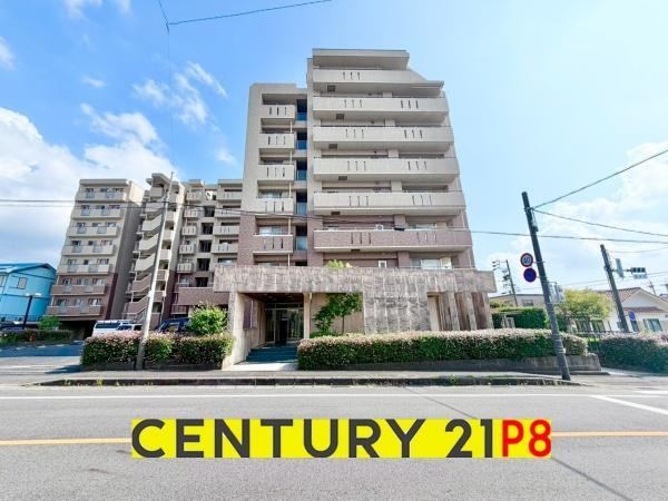 4LDK apartment in Toyota, Aichi - Photo 1