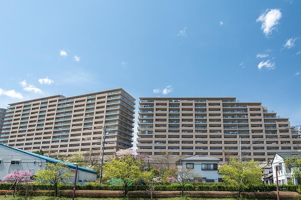 3LDK apartment in Hachioji, Tokyo - Photo 1