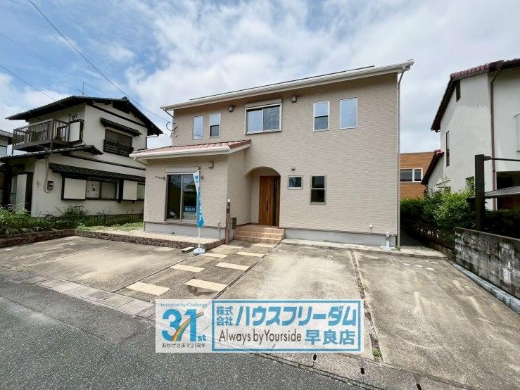 5LDK house in Sawara Ward, Fukuoka - Photo 1
