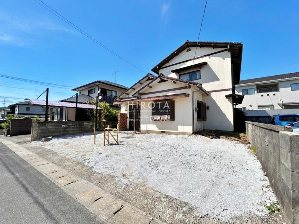 5DK house in Nakama, Fukuoka - Photo 1