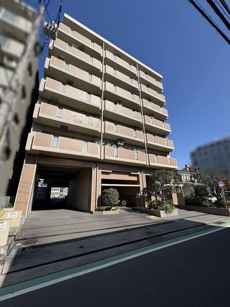 2LDK+S apartment in Atsugi, Kanagawa - Photo 1