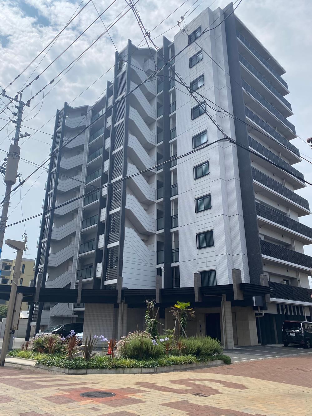 3LDK apartment in Tobata Ward, Kitakyushu, Fukuoka - Photo 1