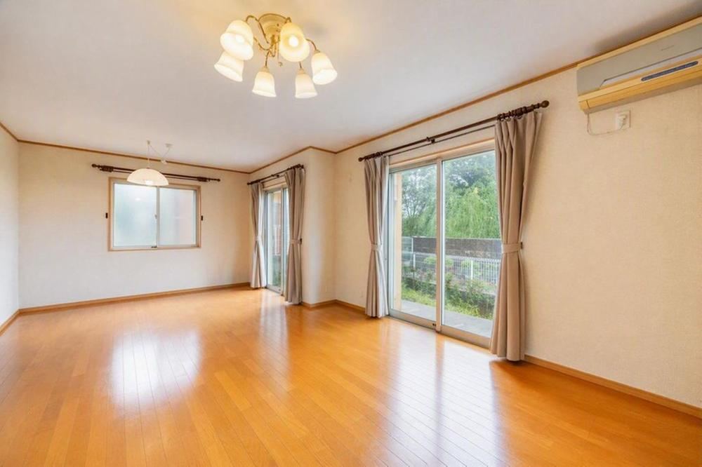4LDK house in Setagaya Ward, Tokyo - Photo 1
