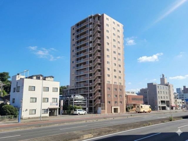 3LDK apartment in Chuo Ward, Chiba - Photo 1