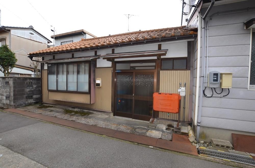 93 m² land in Toyama, Toyama - Photo 1