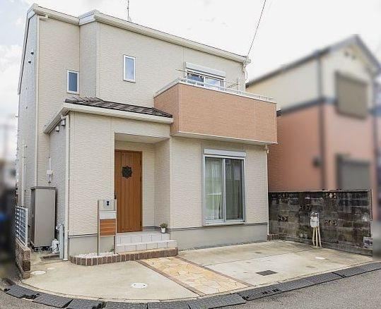 2LDK+S house in Takatsuki, Osaka - Photo 1