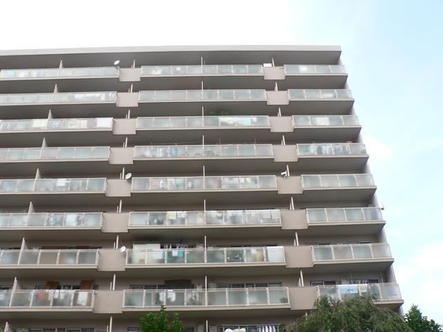 2LDK+S apartment in Suita, Osaka - Photo 1