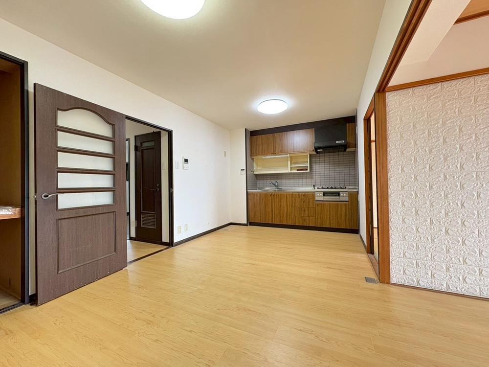 3LDK apartment in Kokuraminami Ward, Kitakyushu, Fukuoka - Photo 1