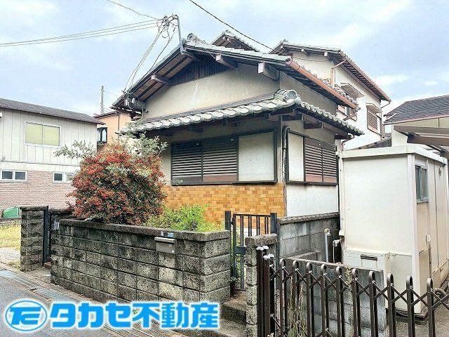 5DK house in Kaizuka, Osaka - Photo 1