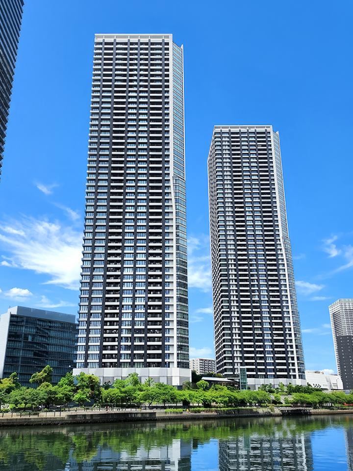 3LDK+S apartment in Chuo Ward, Tokyo - Photo 1
