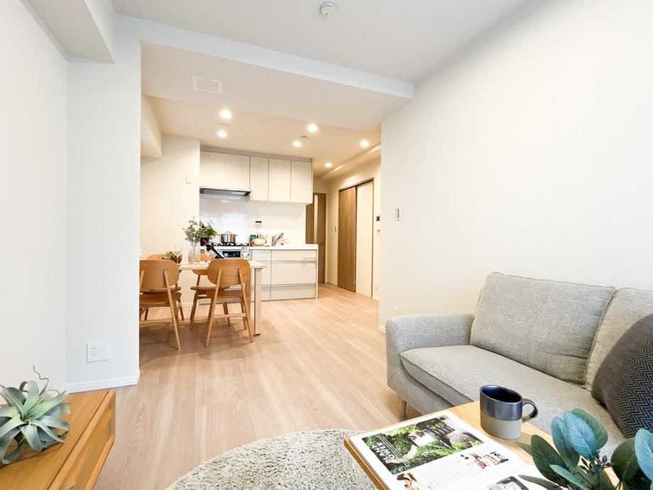 2LDK apartment in Nakano Ward, Tokyo - Photo 1