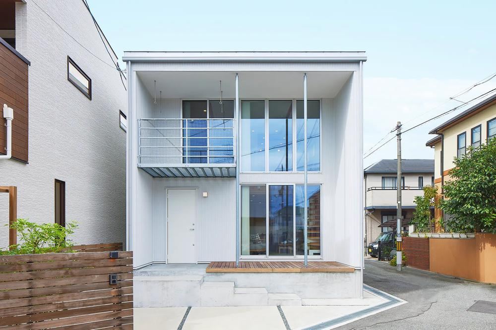 3LDK house in Toyonaka, Osaka - Photo 1