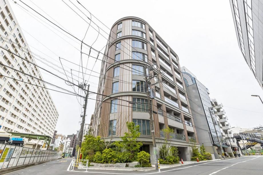 2LDK apartment in Shibuya Ward, Tokyo - Photo 1