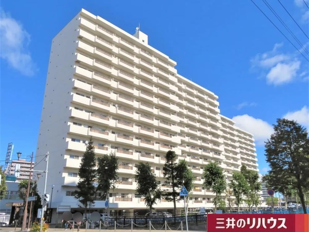 4LDK apartment in Atsubetsu Ward, Sapporo, Hokkaido - Photo 1