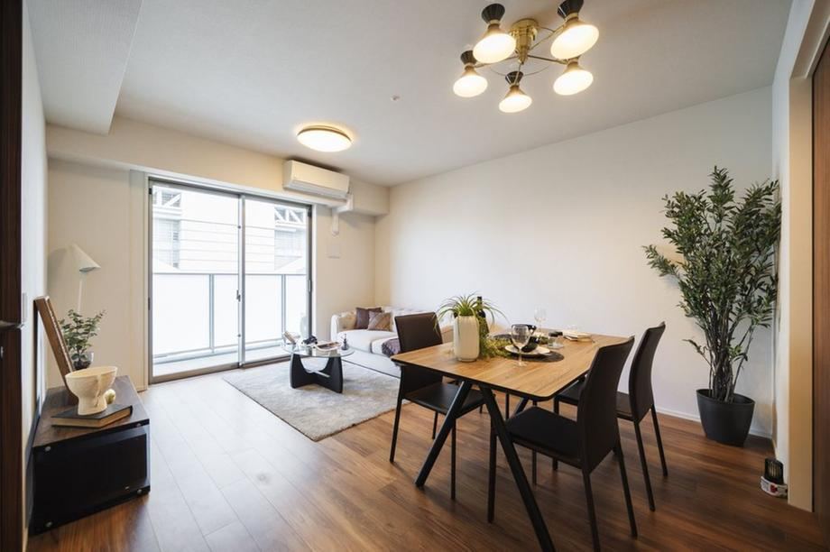 2LDK apartment in Kita Ward, Osaka - Photo 1