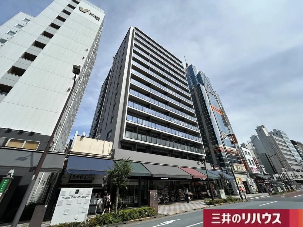 1LDK+2S apartment in Taito Ward, Tokyo - Photo 1