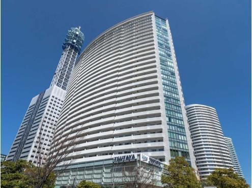 3LDK apartment in Nishi Ward, Yokohama, Kanagawa - Photo 1
