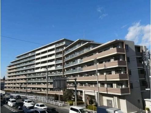 4LDK apartment in Higashimurayama, Tokyo - Photo 1