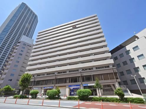 2LDK apartment in Shinjuku Ward, Tokyo - Photo 1