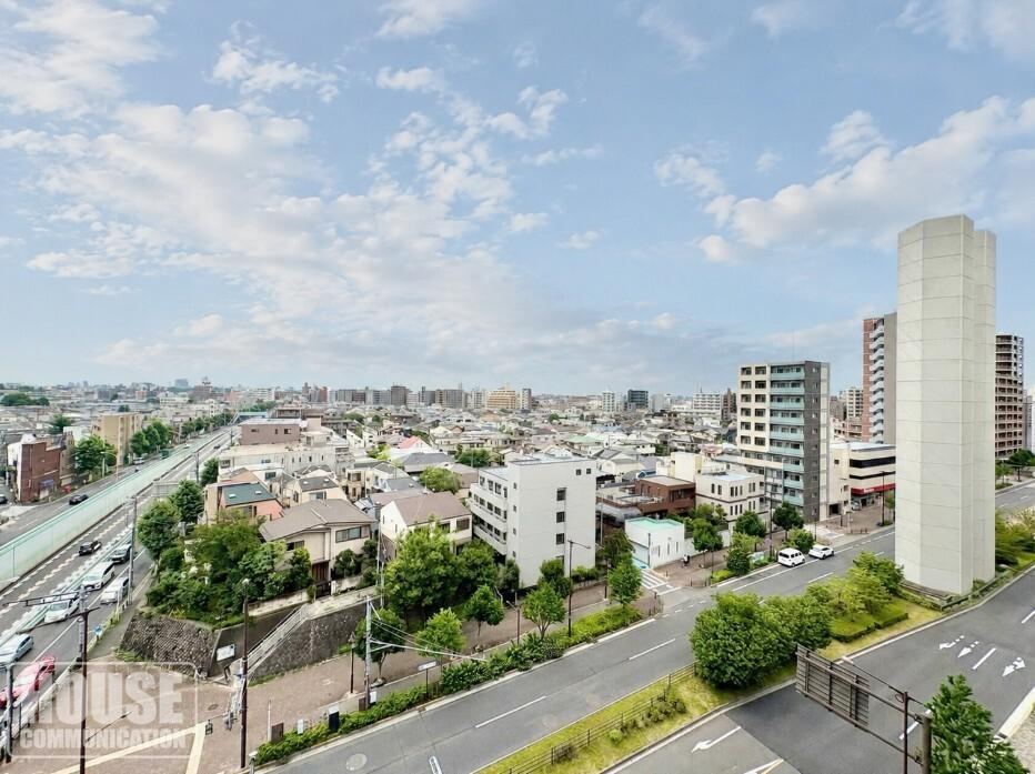 3DK apartment in Shinjuku Ward, Tokyo - Photo 1