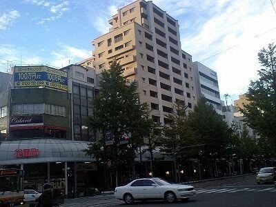 4LDK apartment in Matsuyama, Ehime - Photo 1